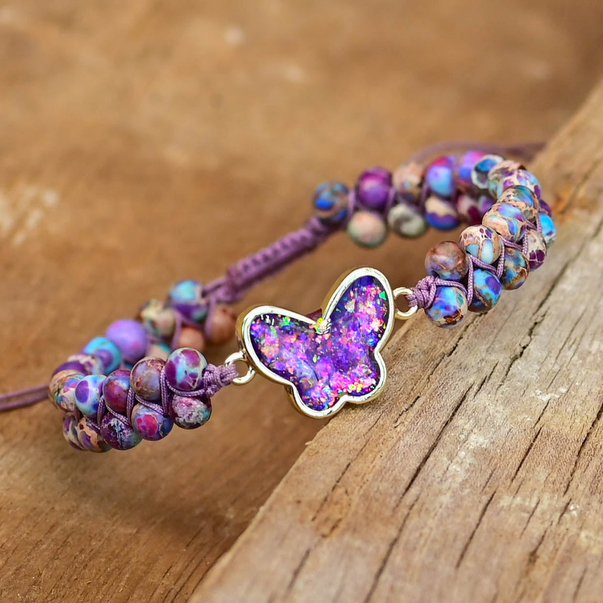 Armbånd Sommerfugl med lilla opal druzy