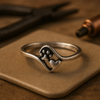 Vintage ring i ekte sølv 925 med pote og hjerte