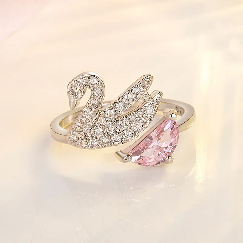 Ring Svane med krystall – justerbar, rosegull