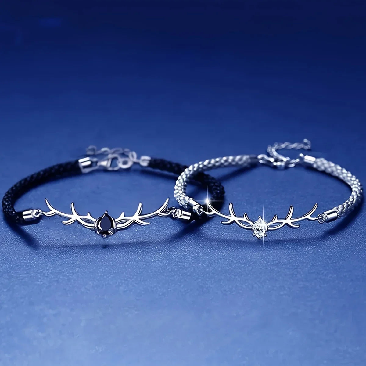 Armbånd Hjerte med hjortegevir og zirkonia
